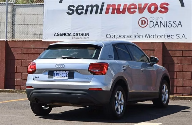 AUDI Q2 2020 AUTOMÁTICA GASOLINA PLATEADO
