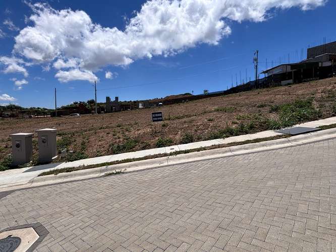 Venta Lote Condominio Hacienda Peraz