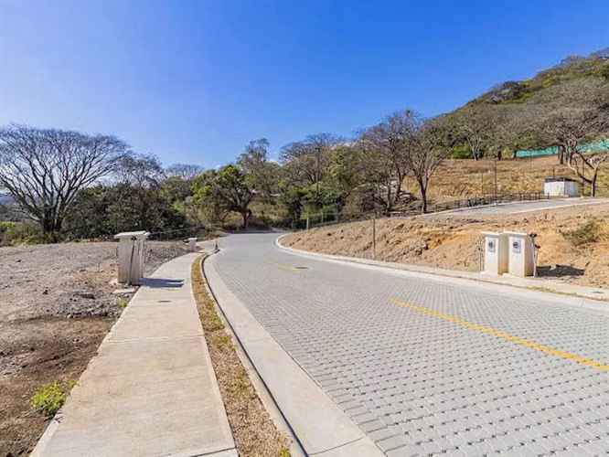 VENTA DE LOTE EN VISTA REAL - Imagen 11