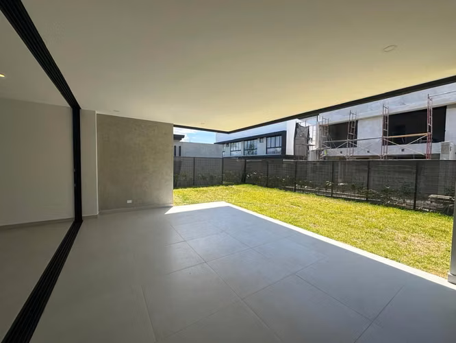 VENTA DE CASA EN EL CONDOMINIO LATITUD LINDORA PARA ESTRENAR - Imagen 6