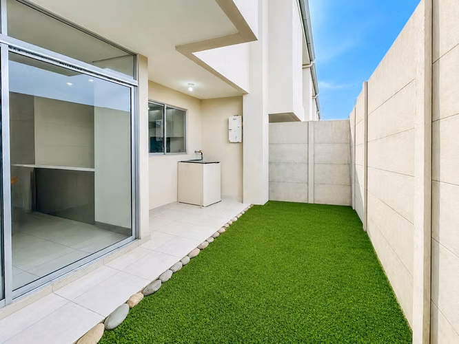 ALQUILER DE CASA EN CONDOMINIO MONTES DE OCA - Imagen 2