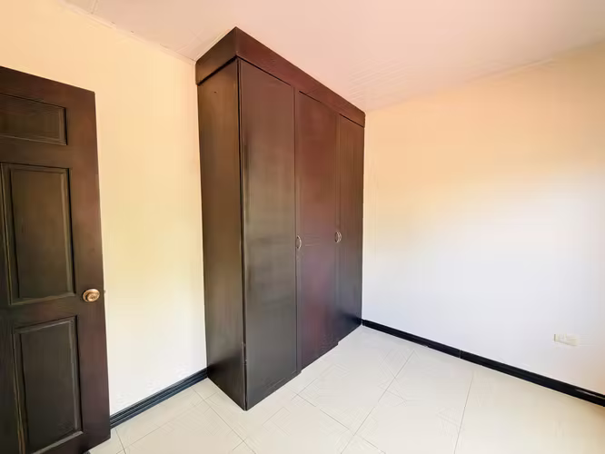 Venta de Casa de Inversión en Residencial| Rentabilidad Inmediata | 3 Habitaciones y Jardín Privado - Imagen 19