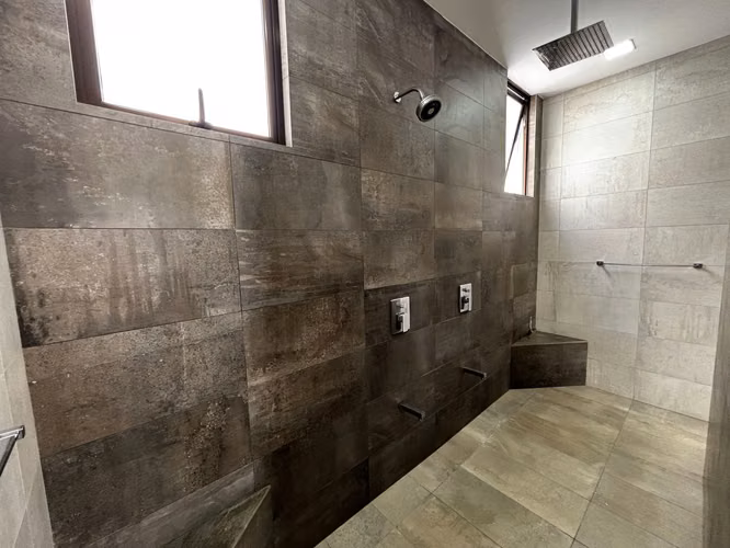 VENTA DE CASA EN BOSQUES DEL CARAO CONTEMPORÁNEA DE LUJO