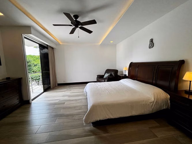 VENTA DE CASA EN BOSQUES DEL CARAO CONTEMPORÁNEA DE LUJO