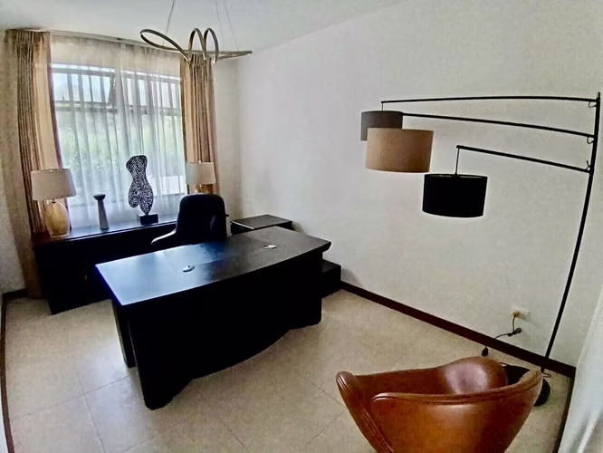 Oportunidad Única en Grecia: 2 Casas Independientes en una Sola. Ideal para vivir o invertir - Imagen 7