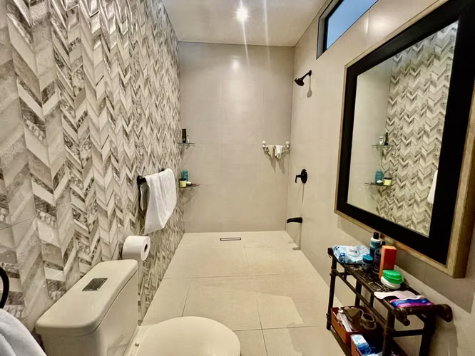 Oportunidad Única en Grecia: 2 Casas Independientes en una Sola. Ideal para vivir o invertir - Imagen 14