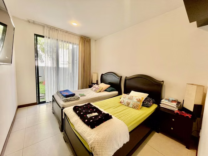 Oportunidad Única en Grecia: 2 Casas Independientes en una Sola. Ideal para vivir o invertir - Imagen 13
