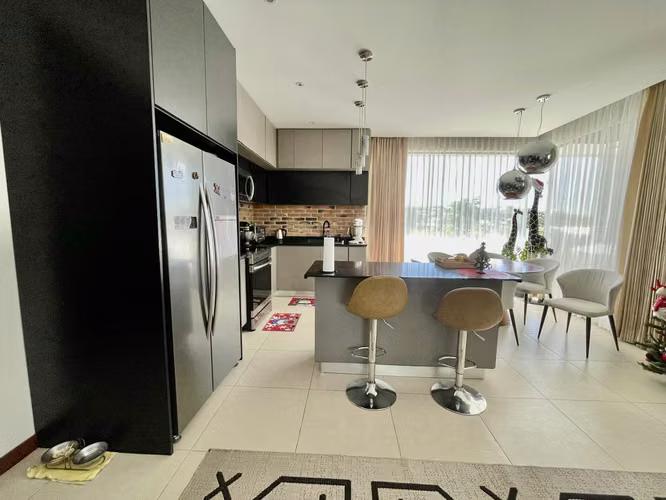 Oportunidad Única en Grecia: 2 Casas Independientes en una Sola. Ideal para vivir o invertir - Imagen 4