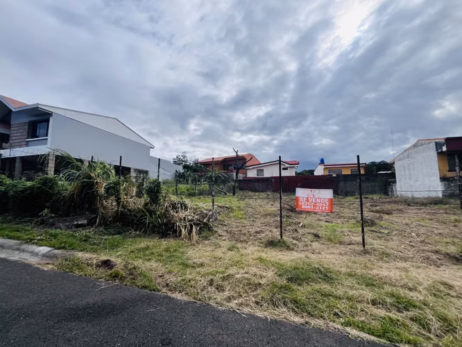Lotes en Venta. Residencial Los Adobes, Alajuela - Imagen 6