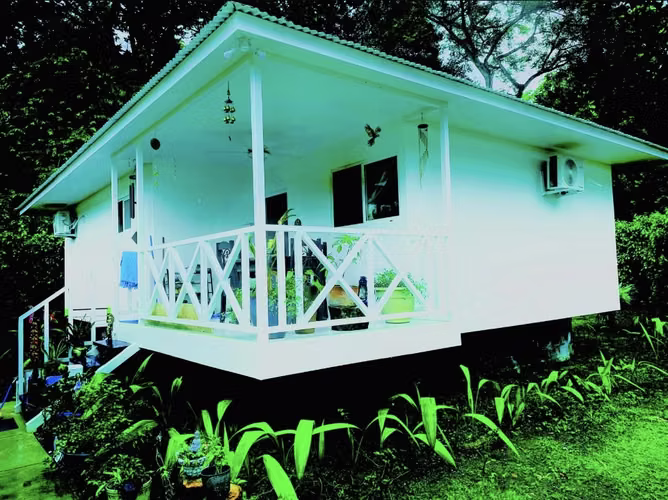 Casas para estrenar, en condominio, en residencial rodeado de naturaleza, muy cerca playas.