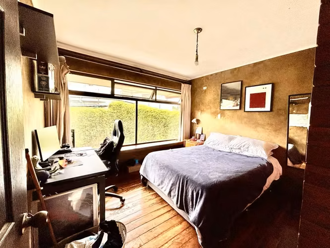 Venta de Casa en San Isidro de Heredia . Casa Moderna estilo Rústica - 600 m² de Terreno