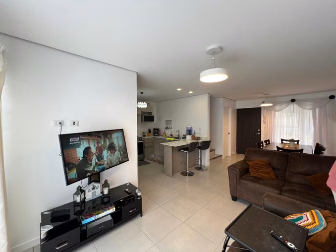 OPORTUNIDAD EN VENTA MERCEDES NORTE, HEREDIA