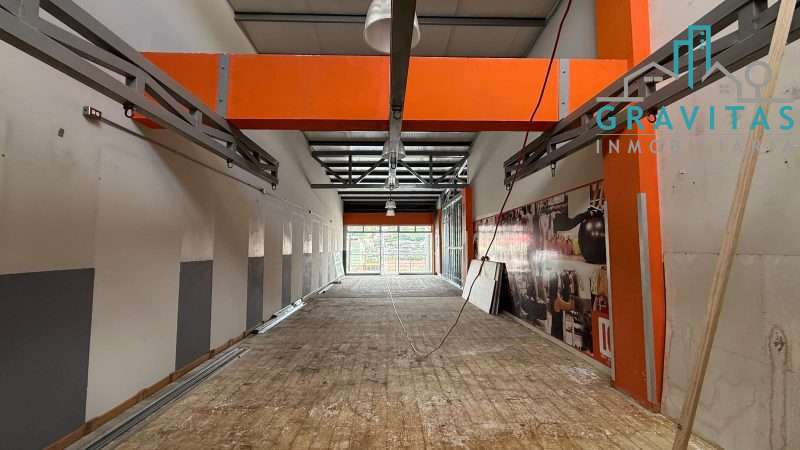 Local comercial en alquiler en Pinares (En plaza comercial) ID 1676 - Imagen 8