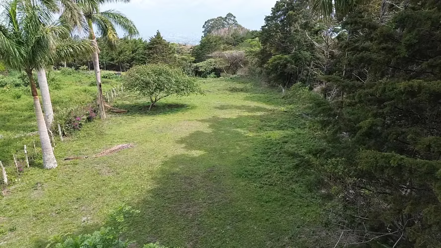 Venta de Lote en Residencial Aves del Paraiso- San Rafael-Heredia - Imagen 3
