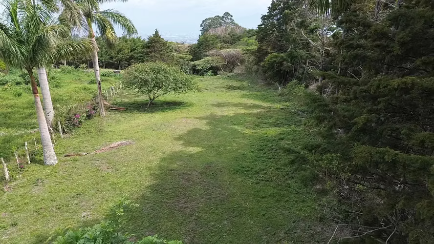 Lote plano en Exclusivo Residencial Aves del Paraiso- San Rafael - Heredia - Imagen 16