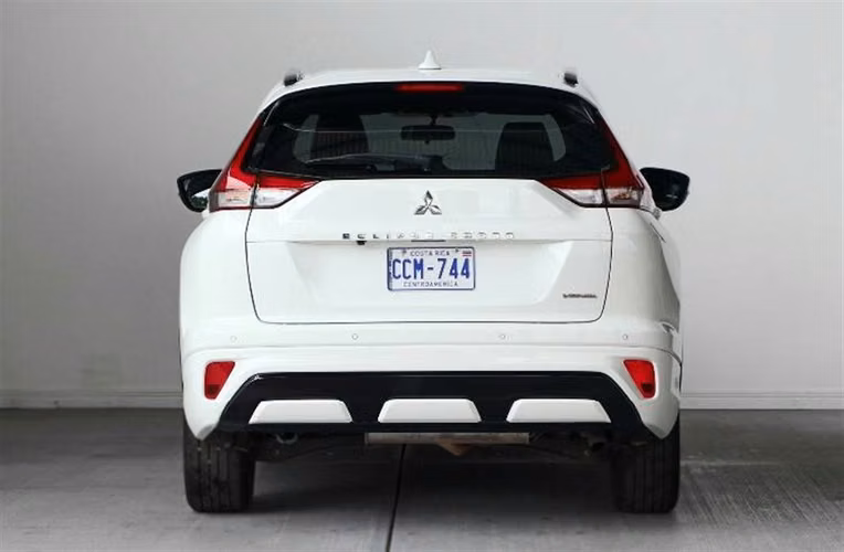 MITSUBISHI ECLIPSE 2025 AUTOMÁTICA GASOLINA BLANCO