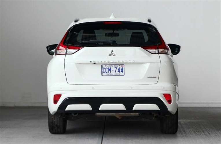 MITSUBISHI ECLIPSE 2025 AUTOMÁTICA GASOLINA BLANCO