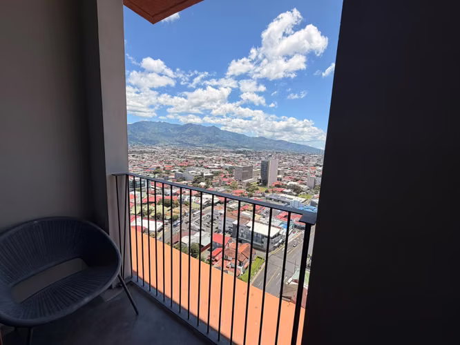 Alquiler de Apartamento Amoblado Urbn Escalante, 23.