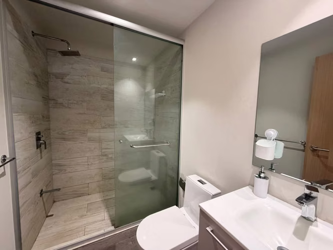 Alquiler de Apartamento Amoblado Urbn Escalante, 23.