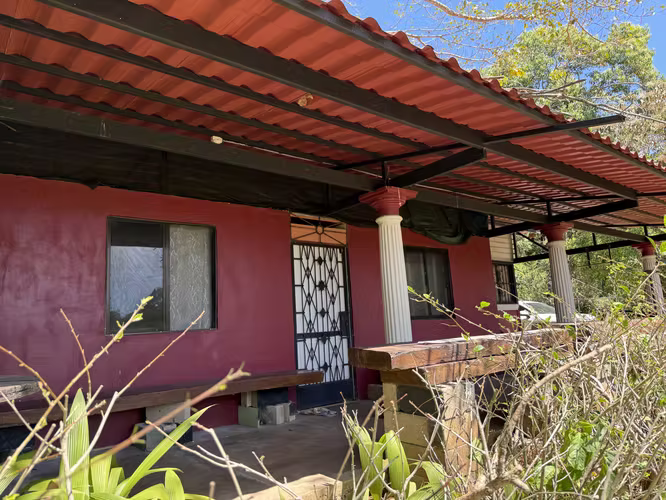 Se vende el terreno en Puriscal