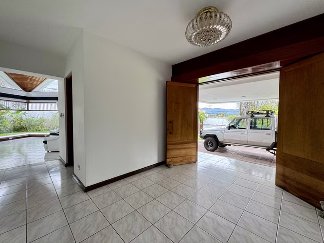 Venta de casa en Guayabos de Curridabat