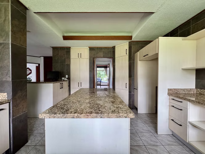 Venta de casa en Guayabos de Curridabat