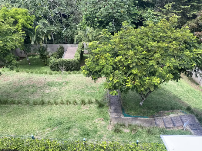 Venta Condominio Granadilla de Curridabat