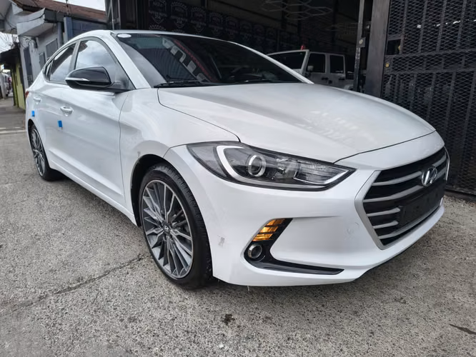 HYUNDAI AVANTE 2017 AUTOMATICO
