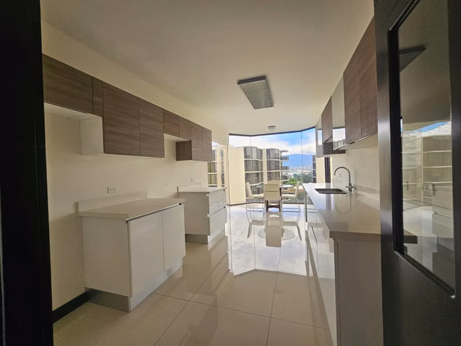 ESCAZU, BELLO HORIZONTE.  EXCLUSIVO, MODERNO Y ELEGANTE APARTAMENTO EN VENTA O ALQUILER - Imagen 9