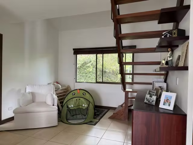 Casa en venta en Guachipelin Norte, PARA INVERSIONISTAS, Alquilada en $2,500 - Imagen 8