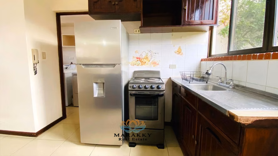 Alquiler de Apartamento en San Rafael de Escazú con línea blanca - Imagen 5