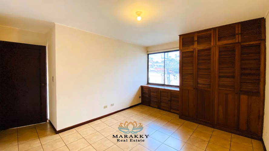 Alquiler de Apartamento en San Rafael de Escazú con línea blanca - Imagen 8