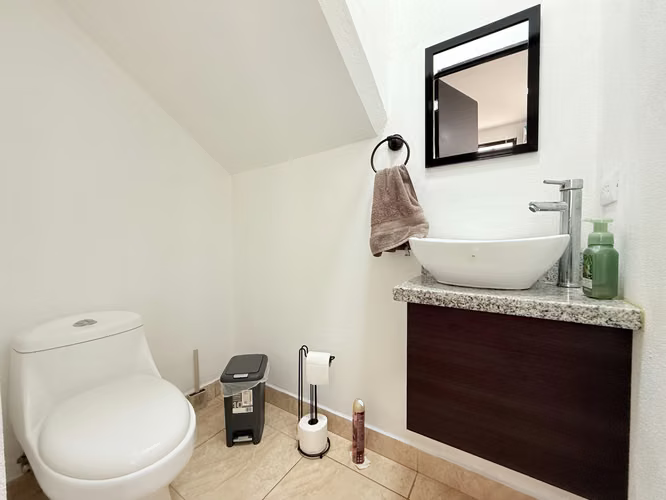 Apartamento para la Venta en el alto de Guadalupe SJ150 - Imagen 4