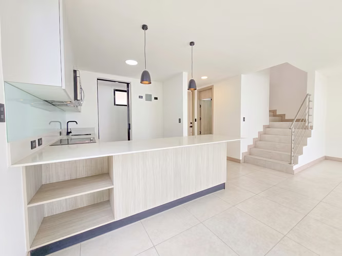 Para estrenar! Alquiler de casa en Condominio Lindora Village – Santa Ana - Imagen 7
