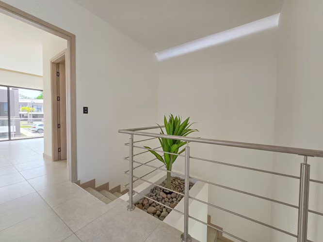 Para estrenar! Alquiler de casa en Condominio Lindora Village – Santa Ana - Imagen 13
