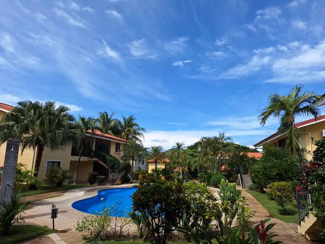 Apartamento en Condominio en LAS PALMAS - Playas del Coco - Imagen 11