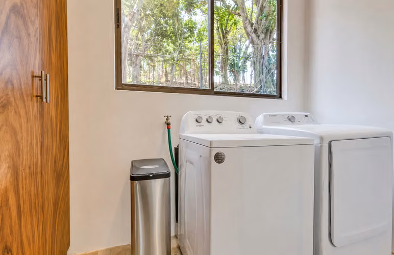 SE VENDE COMPLEJO APARTAMENTOS 4 UNIDADES - Imagen 16