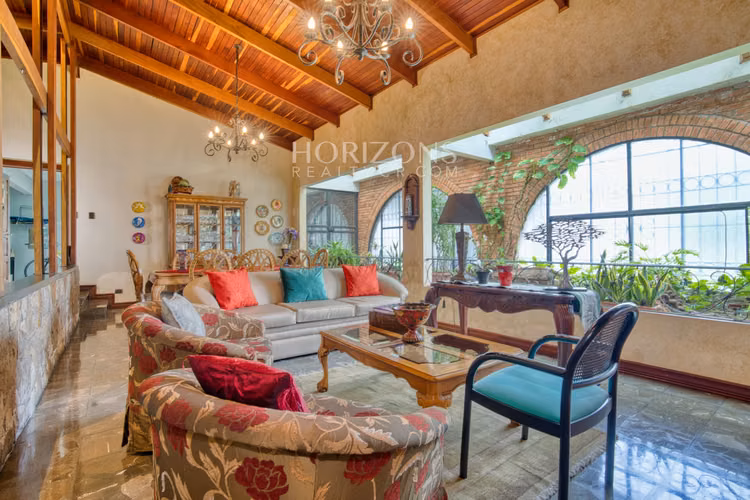 Casa con Uso de Suelo Mixto en Pinares de Curridabat – Ideal NJA1247 - Imagen 6