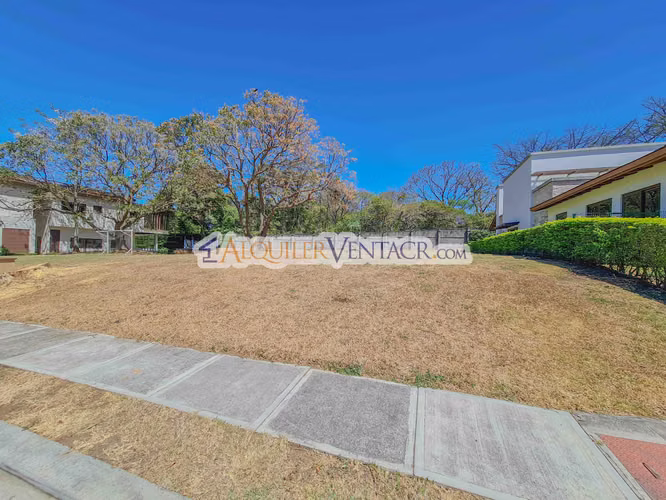 LA HACIENDA DEL BOSQUE SANTA ANA RIO ORO! LOTE PLANO DE 843 M2 - Imagen 12