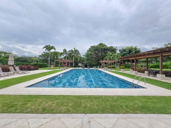 LA HACIENDA DEL BOSQUE SANTA ANA RIO ORO! LOTE PLANO DE 843 M2 - Imagen 15