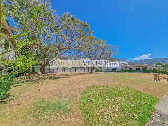 LA HACIENDA DEL BOSQUE SANTA ANA RIO ORO! LOTE PLANO DE 843 M2 - Imagen 7