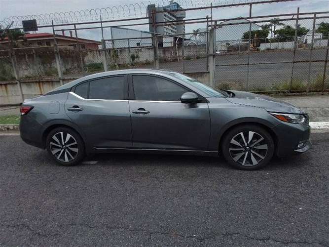 NISSAN SENTRA 2023 AUTOMÁTICA GASOLINA GRIS