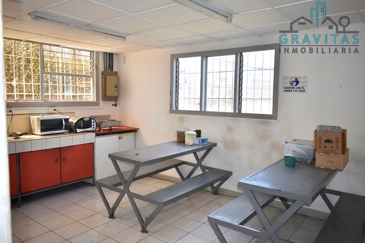 Bodega en venta en San Francisco de Dos Ríos (Industrial) ID 380