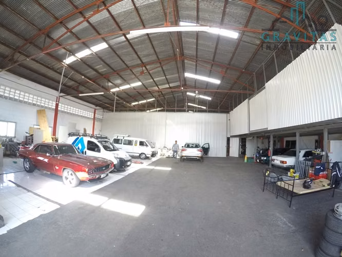Bodega en venta en San Francisco de Dos Ríos (Industrial) ID 380