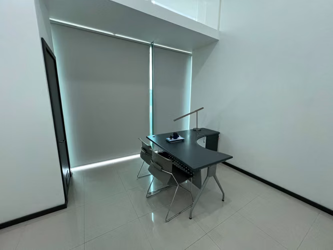Oficinas para alquiler en Oficentro Obelisco Santa Ana - Imagen 16