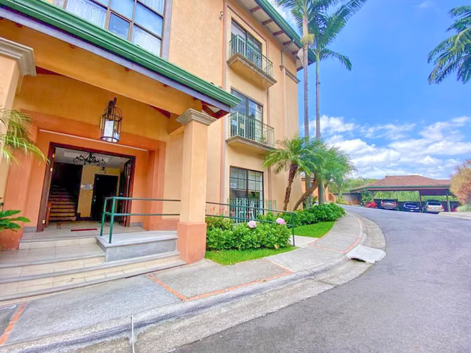 Apartamento amueblado en 1er nivel en San Rafael Escazu - Imagen 10