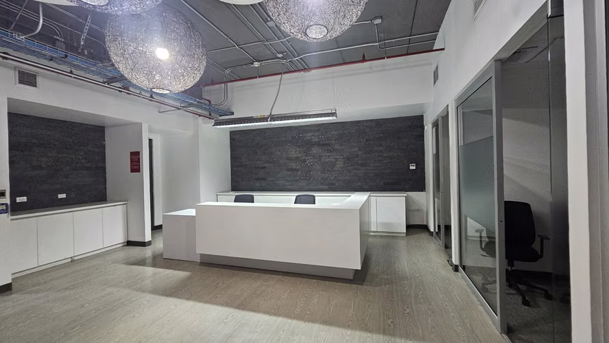 Oficinas en Alquiler – Piso Completo en Plaza TEMPO, Escazú-1b - Imagen 14