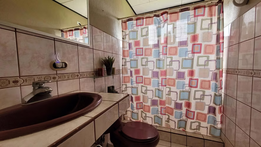Propiedad con vista en exclusivo residencial en San Rafael de Coronado