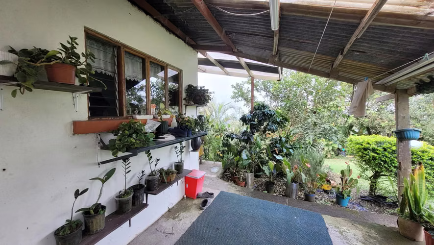 Propiedad con vista en exclusivo residencial en San Rafael de Coronado