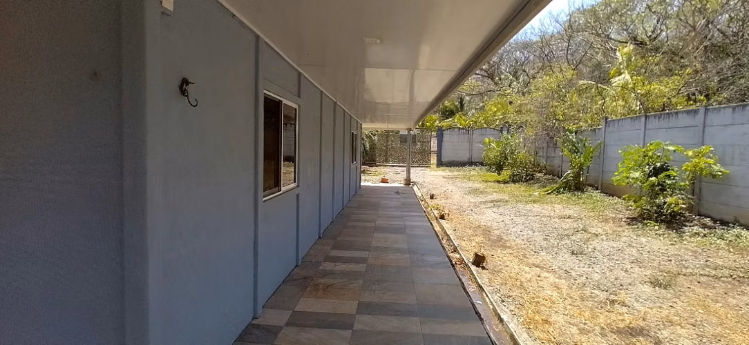 Hermosa propiedad con casa en Lagunillas de Tárcoles